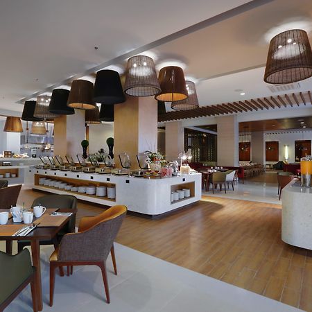 The Alana Hotel And Conference Sentul City By Aston Bogor Esterno foto