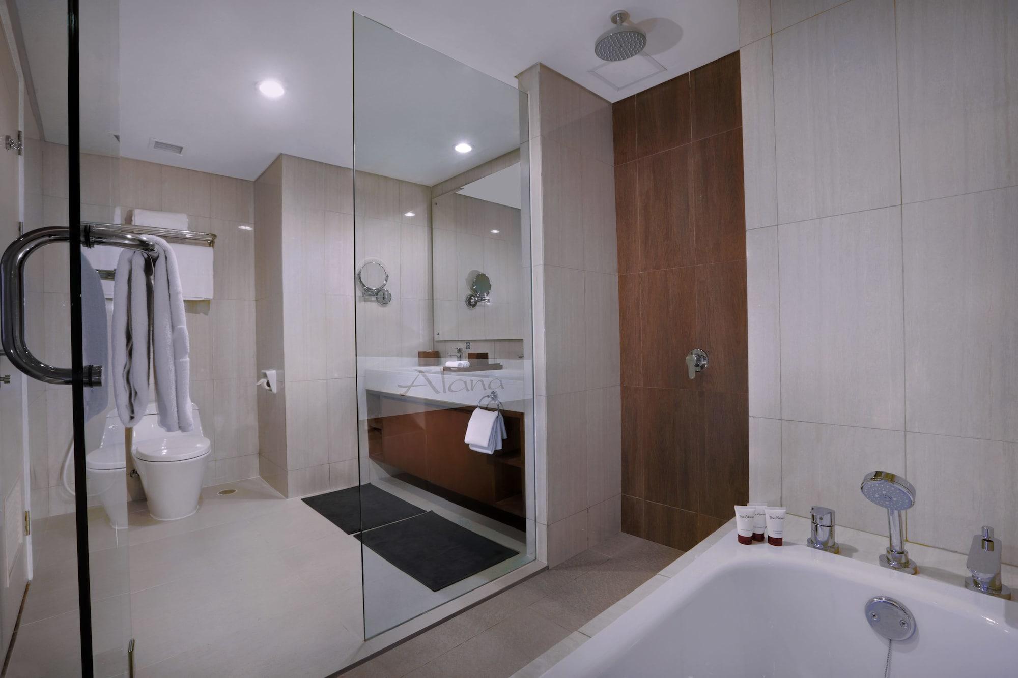 The Alana Hotel And Conference Sentul City By Aston Bogor Esterno foto