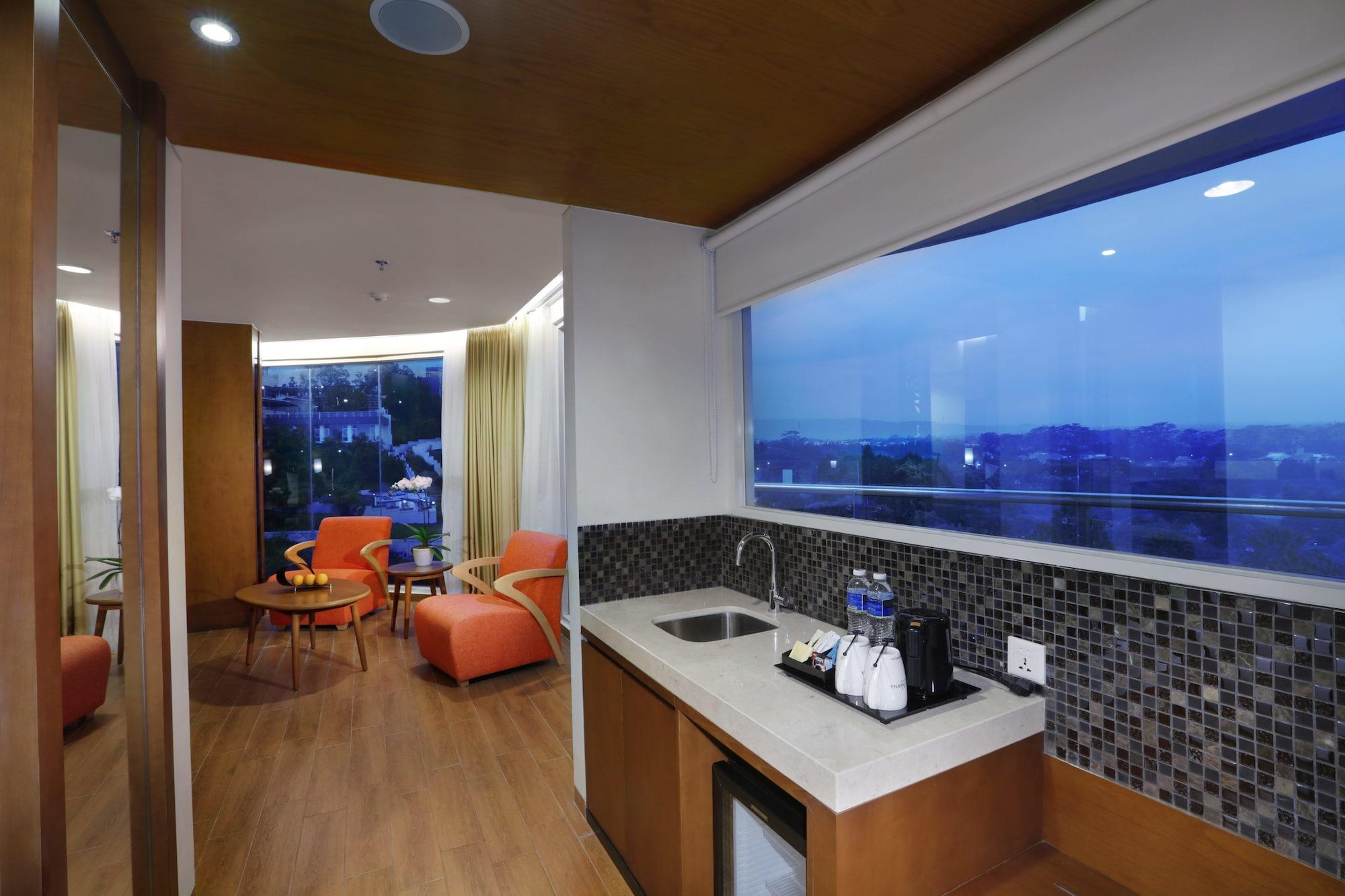 The Alana Hotel And Conference Sentul City By Aston Bogor Esterno foto