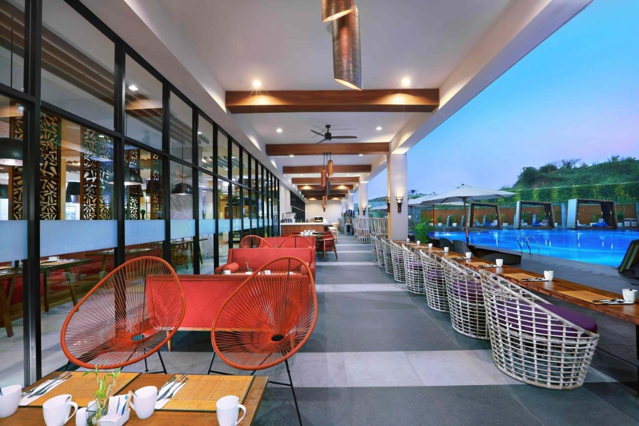 The Alana Hotel And Conference Sentul City By Aston Bogor Esterno foto